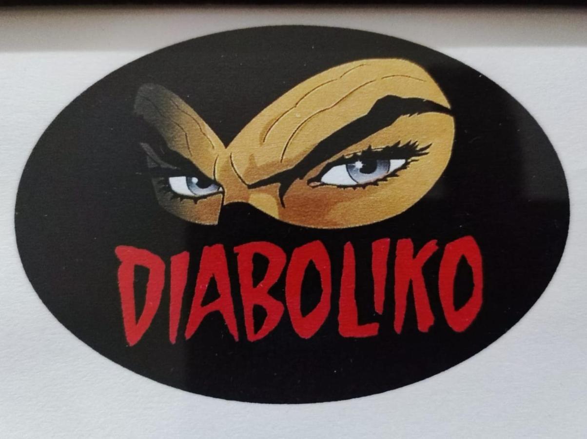 Diaboliko Apartment Каполивери Екстериор снимка