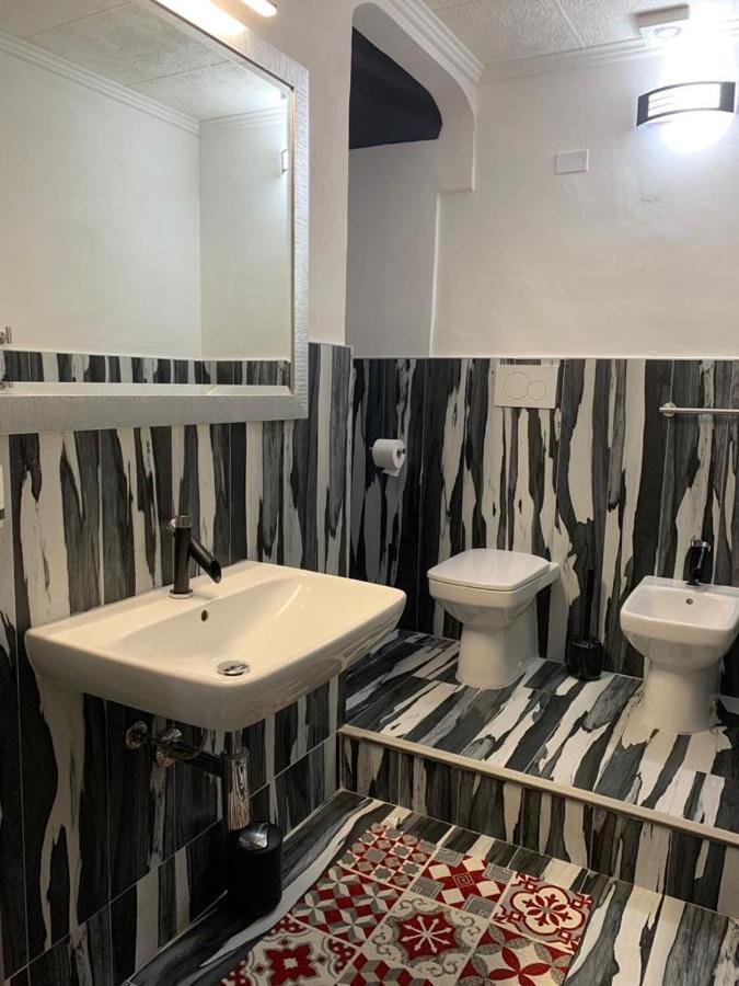 Diaboliko Apartment Каполивери Екстериор снимка