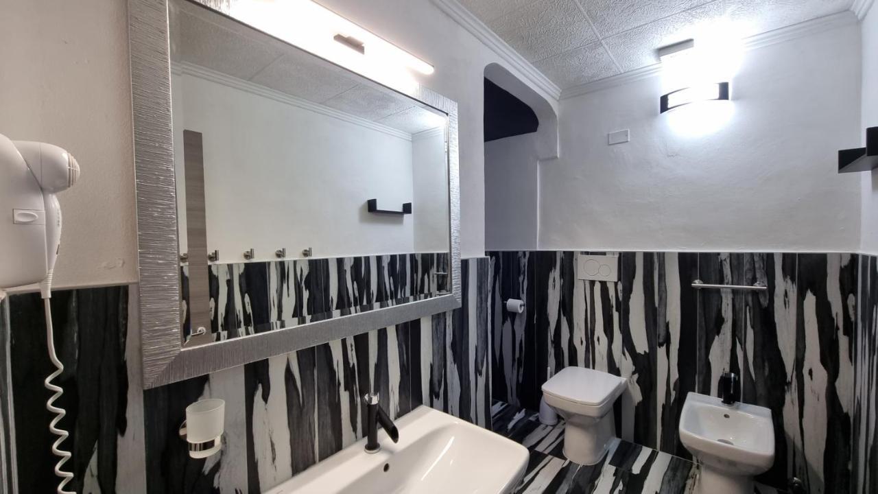 Diaboliko Apartment Каполивери Екстериор снимка
