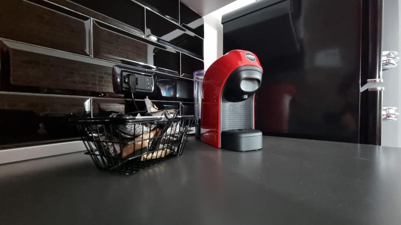 Diaboliko Apartment Каполивери Екстериор снимка